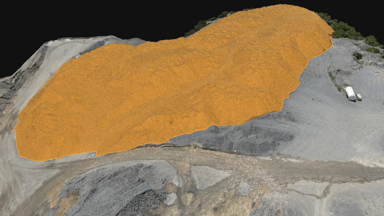 Vista 3D del volumen 03 delimitado en naranja